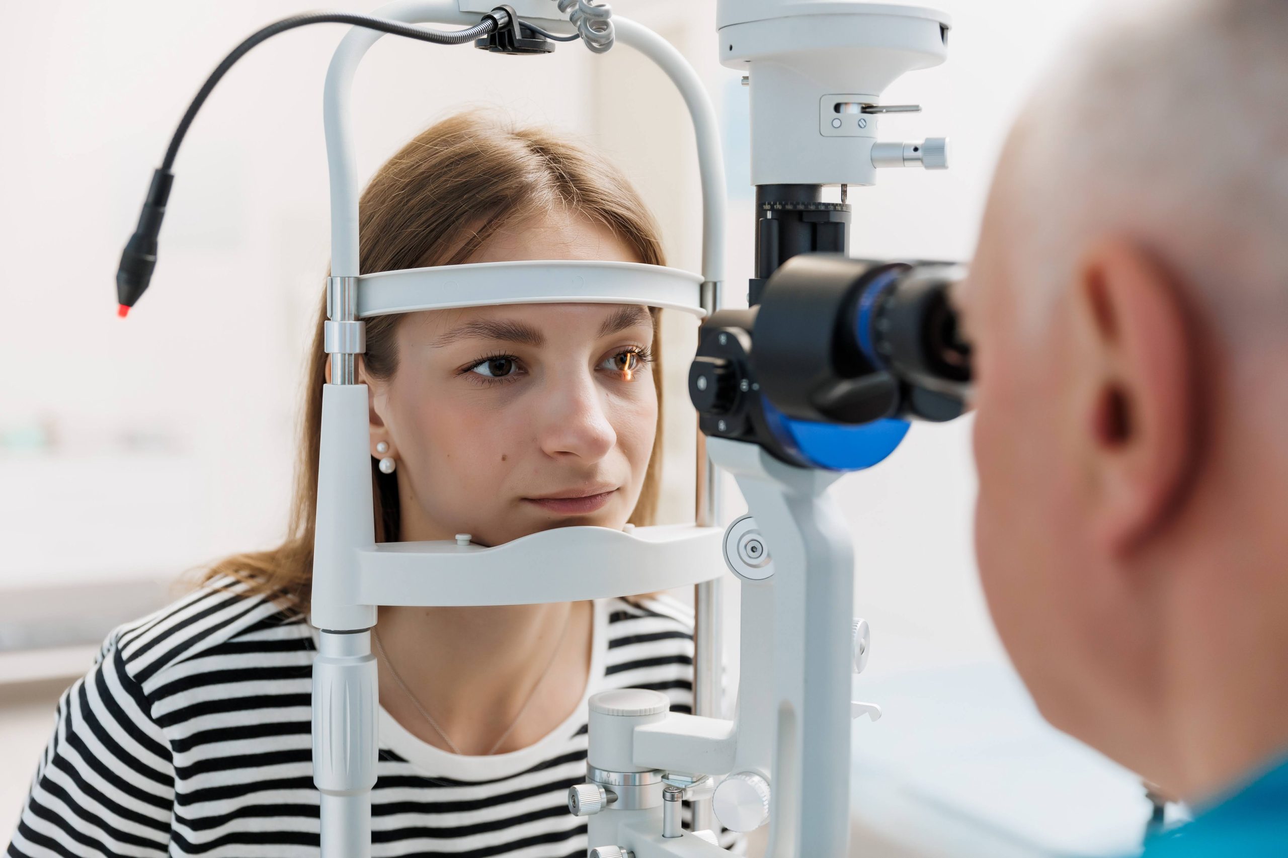 Проведення оптометрії