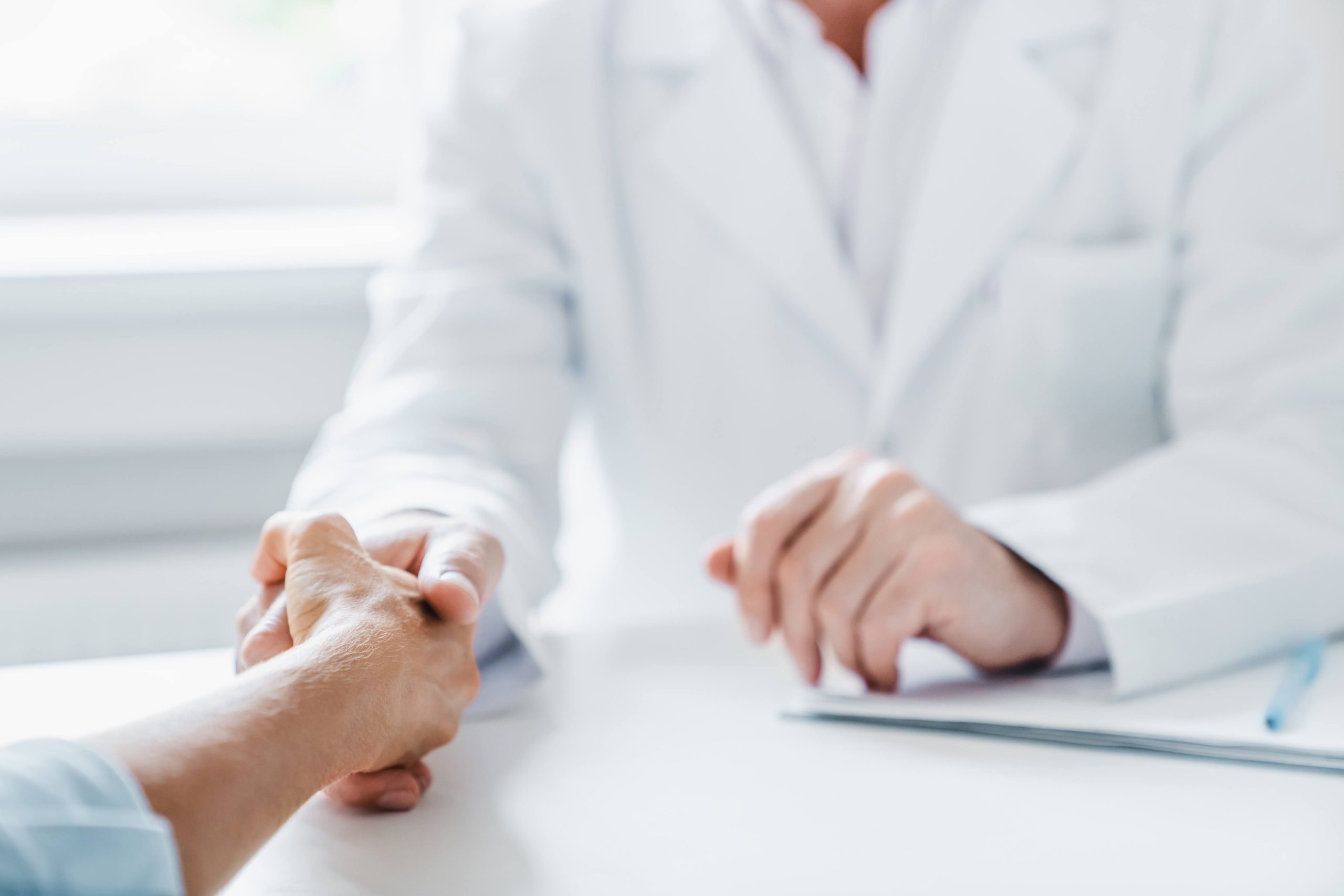 Огляд пацієнта лікарем-ревматологом